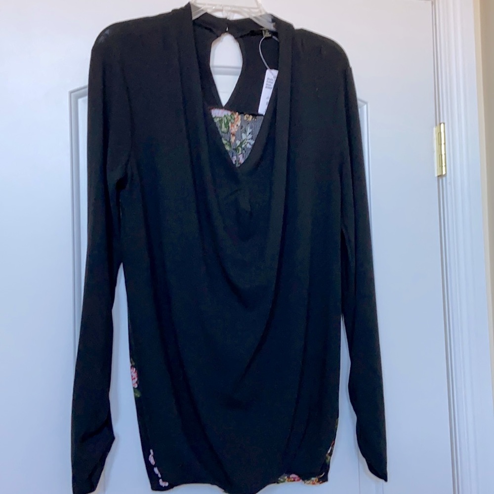 Suzanne Betro black floral cowl neck tunic in size S